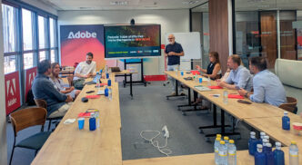 La sede de Adobe acogió una de las reuniones de organización para la elaboración del informe los KPIs del retail