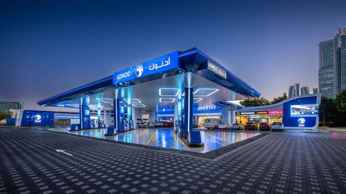 Gasolinera de ADNOC en Emiratos Árabes
