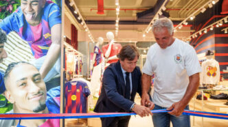 Inauguración de la tienda del FC Barcelona en el aeropuerto de Mallorca